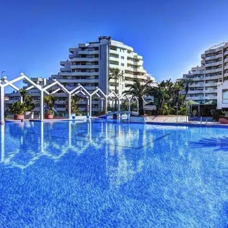 Apartment Benal 2bdr Beachfront With Water Park