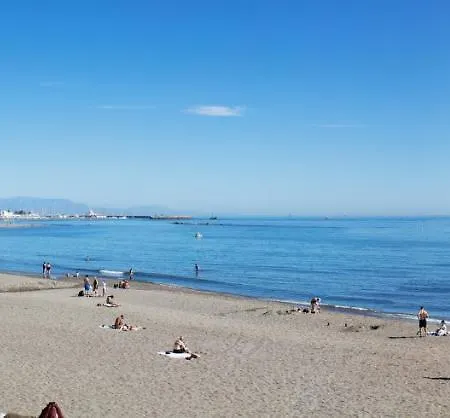 Benal 2bdr Beachfront With Water Park Apartment *