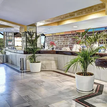 Apartment Benal 2bdr Beachfront With Water Park Benalmadena