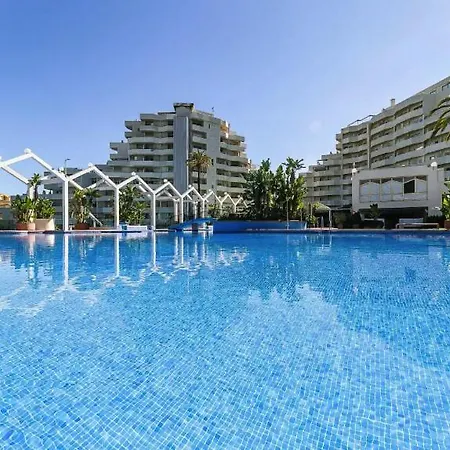 Benal 2bdr Beachfront With Water Park Benalmadena