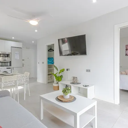 Benal 2bdr Beachfront With Water Park * Benalmadena