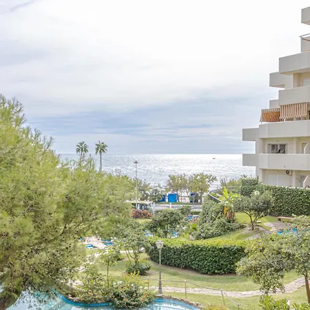 Benal 2bdr Beachfront With Water Park *