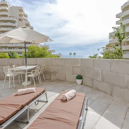 Benal 2bdr Beachfront With Water Park Apartment *